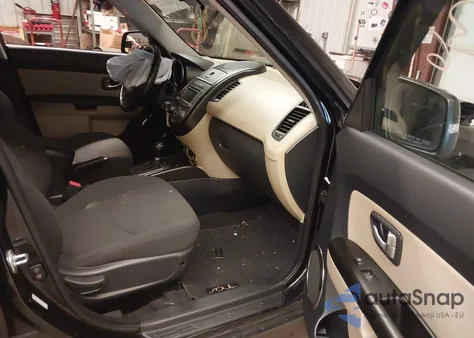 2013 Kia Soul ! from USA, damaged, VIN KNDJT2A67D7622263